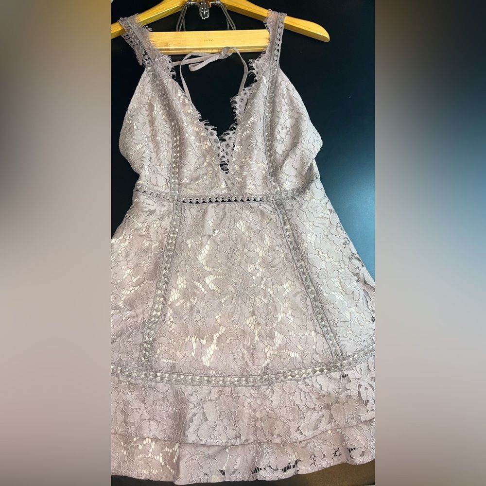 Tobi Brielle Lace Skater Mini Dress Bridal Wedding Bachelorette Small EUC